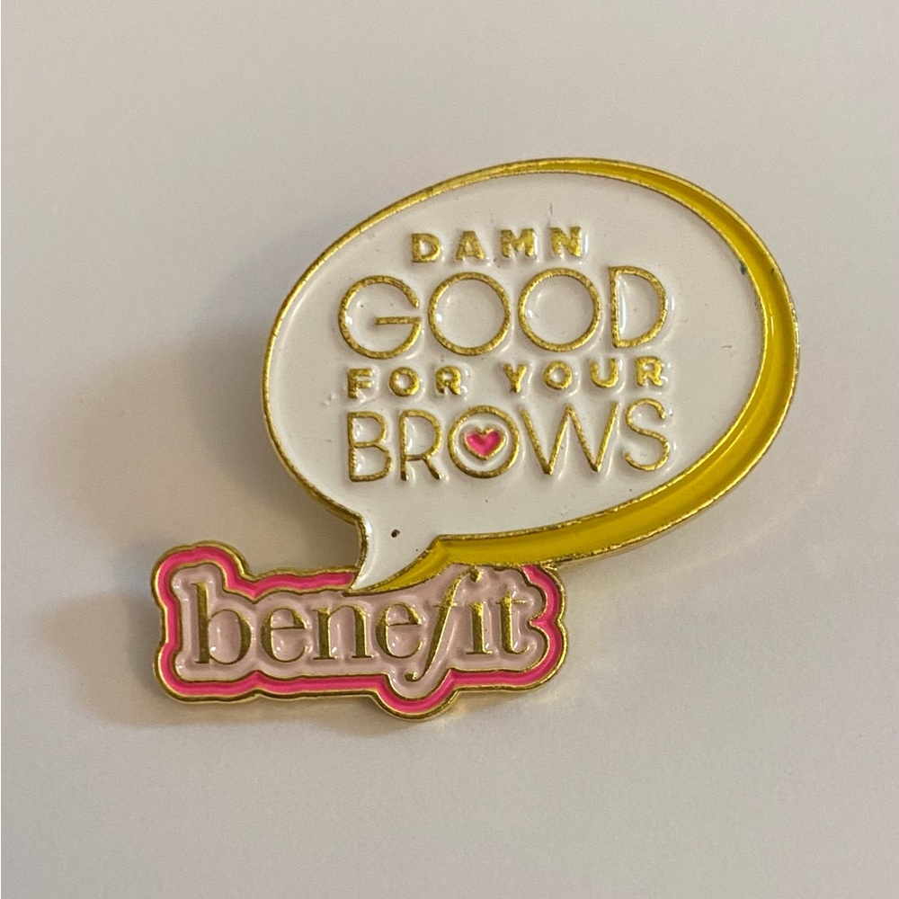 💥Benefit 'Damn Good For Your Brows' Enamel Pin